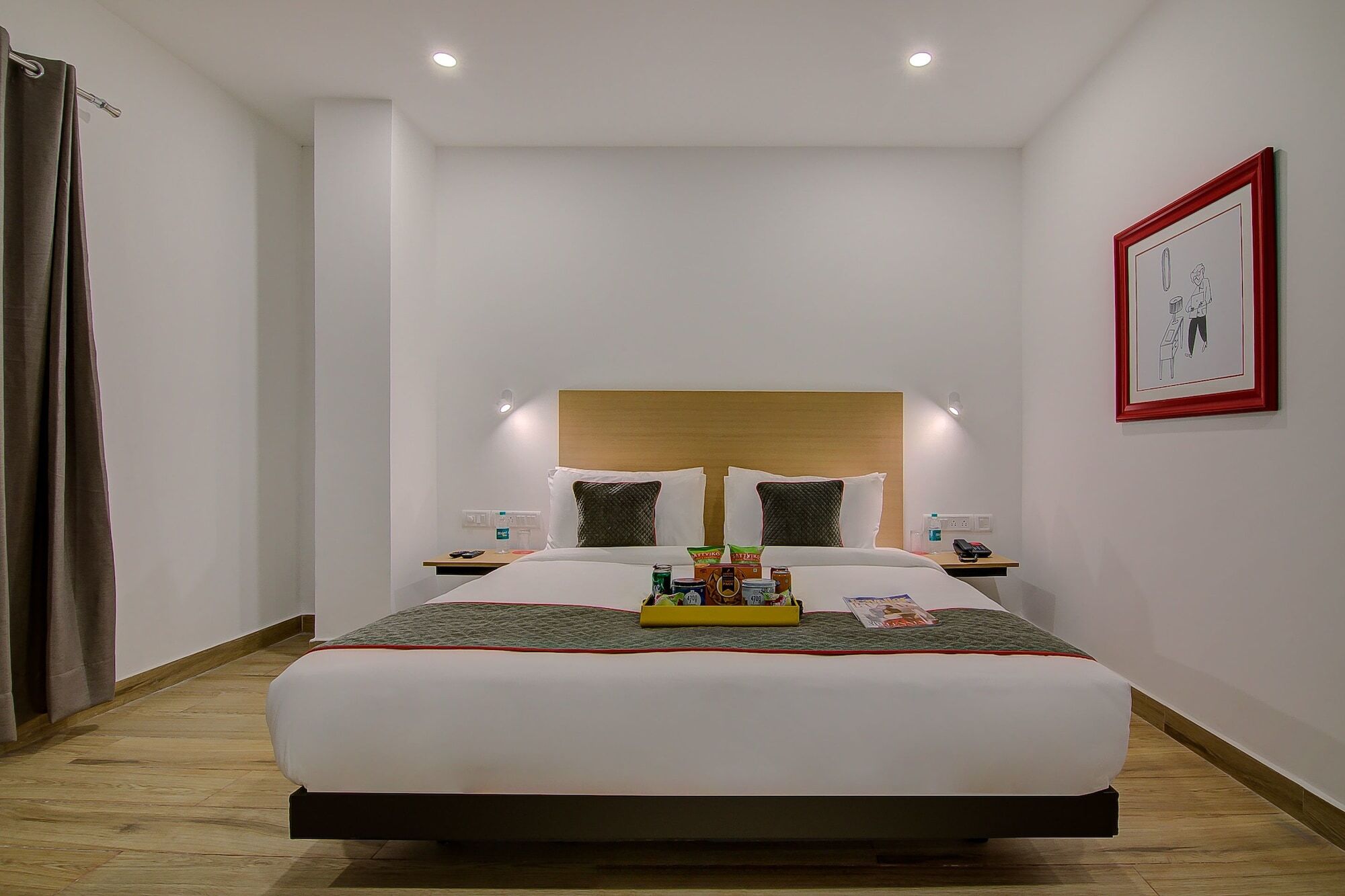 Oyo Townhouse 044 Sector 14 Gurugram Hotel Gurgaon Ngoại thất bức ảnh