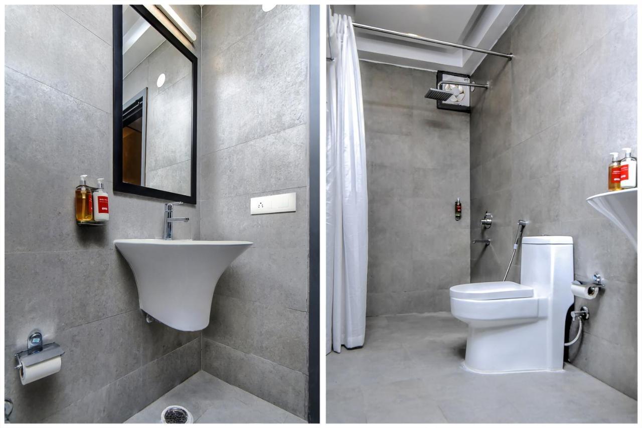 Oyo Townhouse 044 Sector 14 Gurugram Hotel Gurgaon Ngoại thất bức ảnh